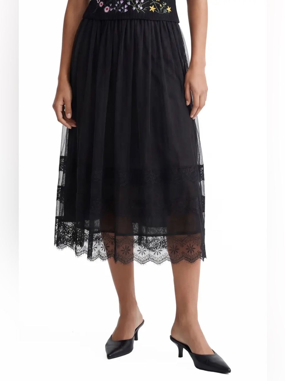 Love by Design Analise Skirt Size Medium NWT